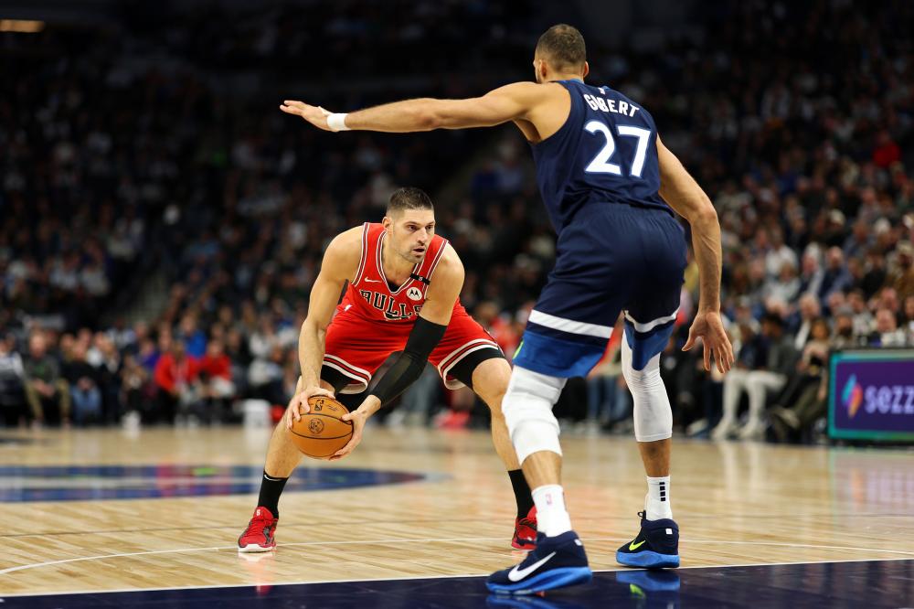 迫使利物浦 迫使利物浦